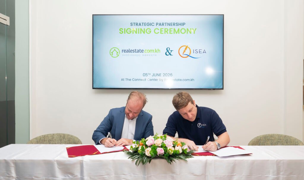 ISEA x REAKH mou ceremony